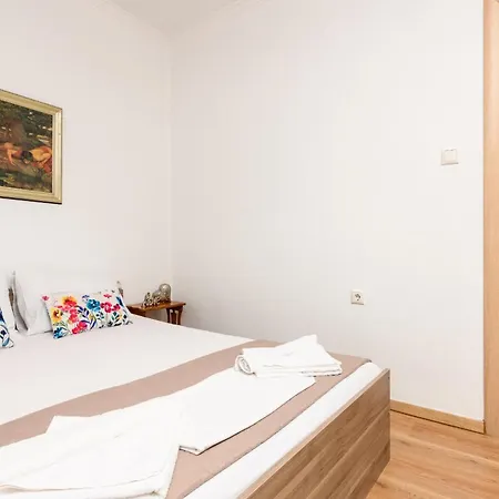 بيت للعطل Adamou Family House Prínos