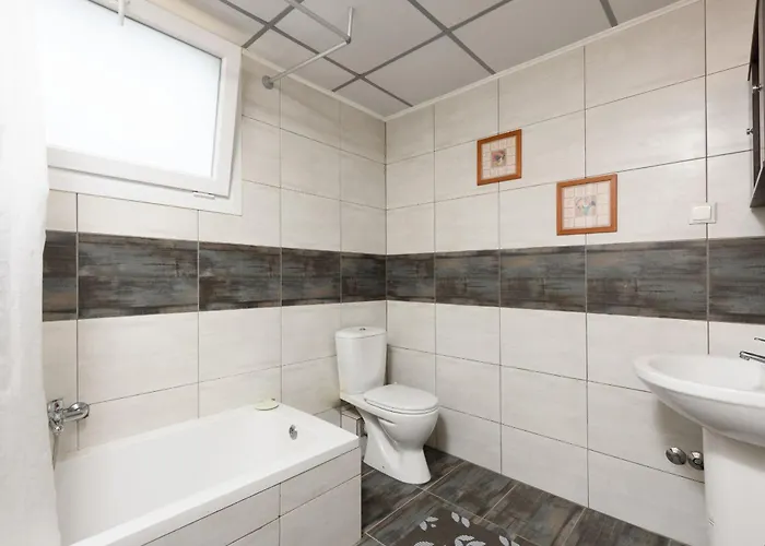 Adamou Family House Tatil Evi Prínos