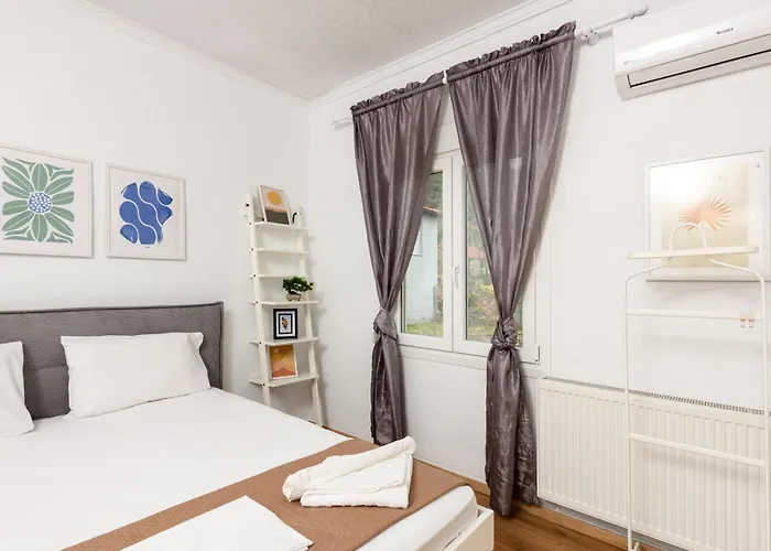 Tatil Evi Adamou Family House
